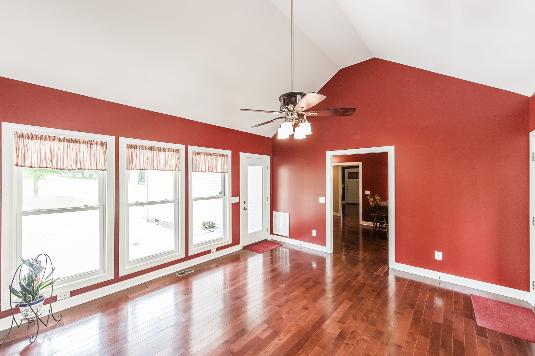 365 Mutton Hollow Hill Road Bethpage, TN 37022 - Photo 20 of 32 Gallery Image 20