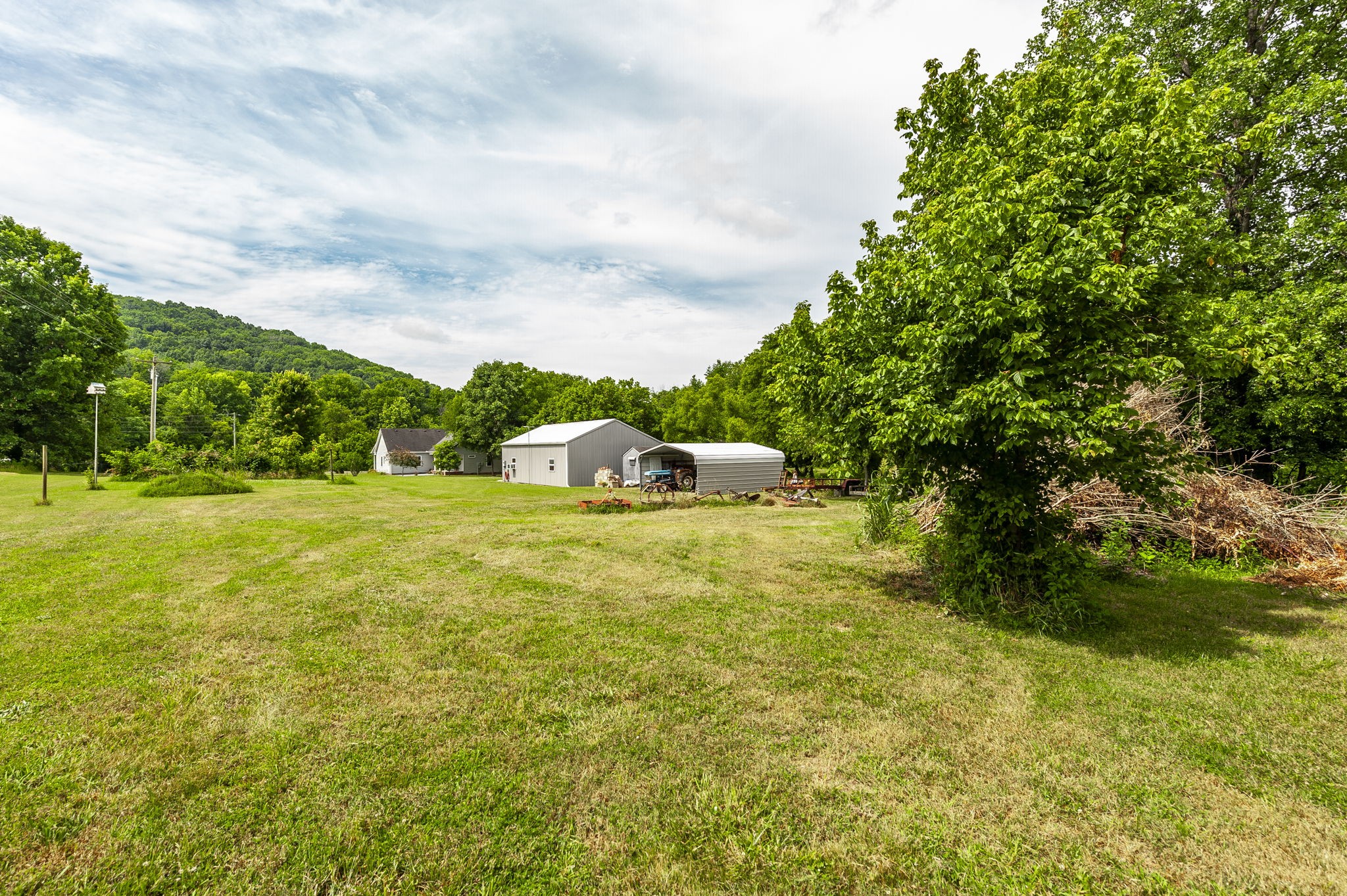 365 Mutton Hollow Hill Road Bethpage, TN 37022 - Photo 9 of 32 Gallery Image 9