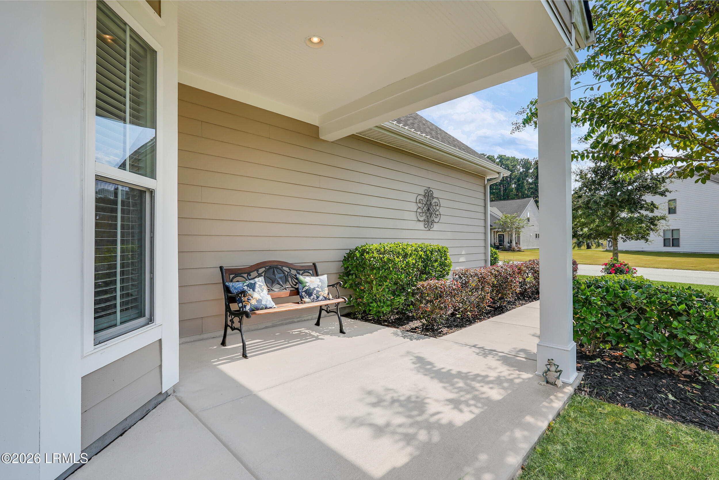 15 Turnberry Way Bluffton, SC 29910 - Photo 7 of 52 22_dsc09235-1
