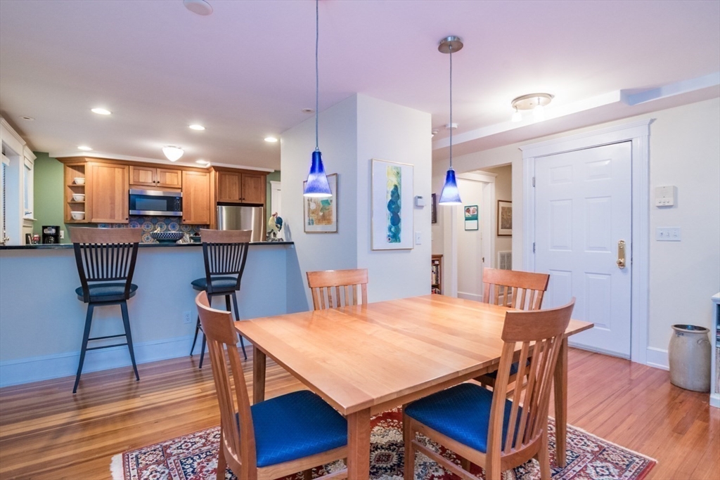 88 Round Hill Road, Unit 2 Northampton, MA 01060 - Photo 13 of 38