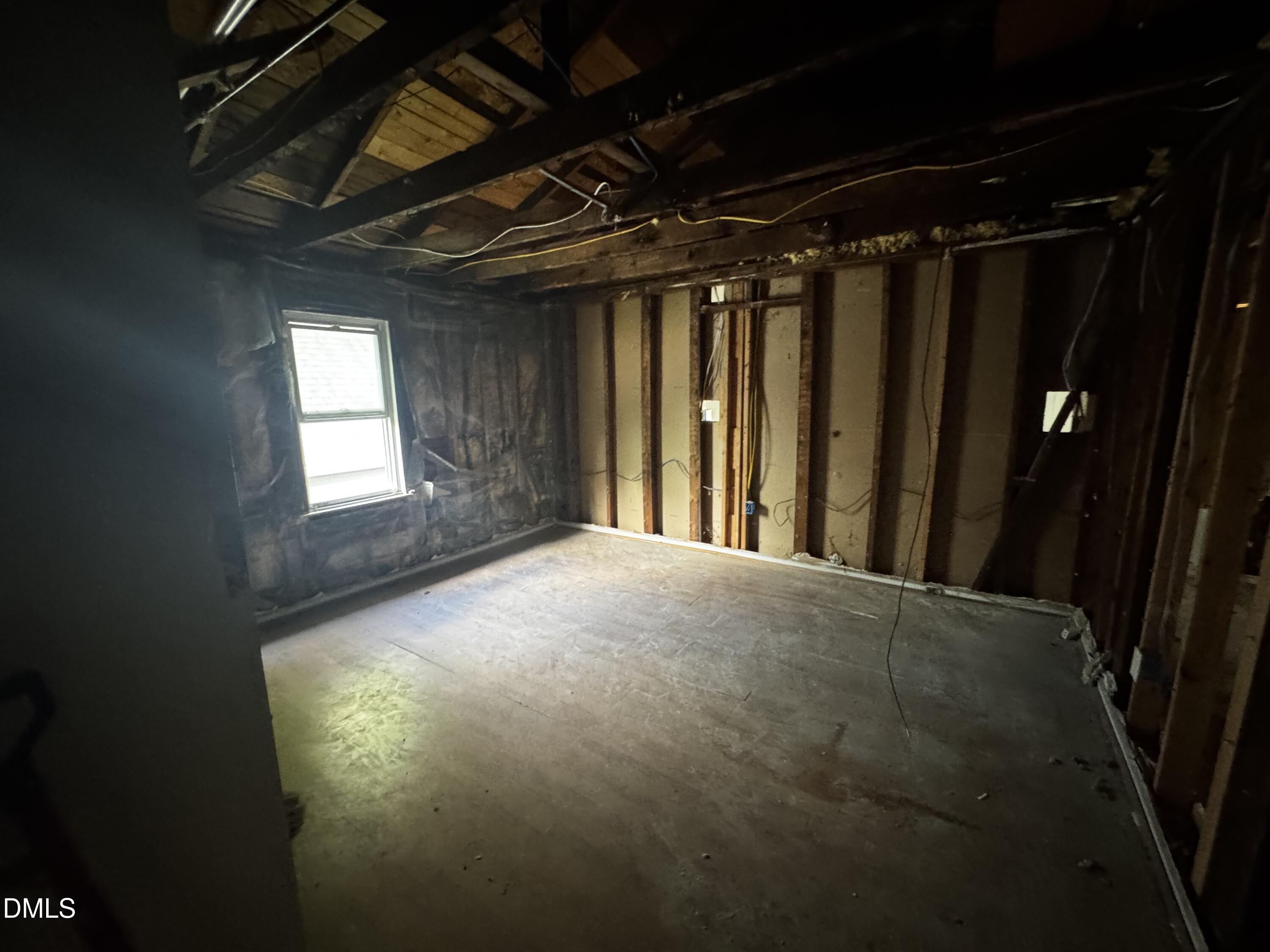 102 South Fisher Street Raleigh, NC 27610 - Photo 16 of 23 102 Fisher 11