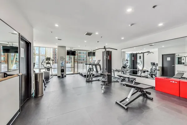 $570,000 | 653 North Kingsbury Street, Unit 1907, Chicago, IL 60654
