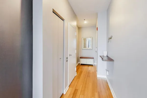$570,000 | 653 North Kingsbury Street, Unit 1907, Chicago, IL 60654