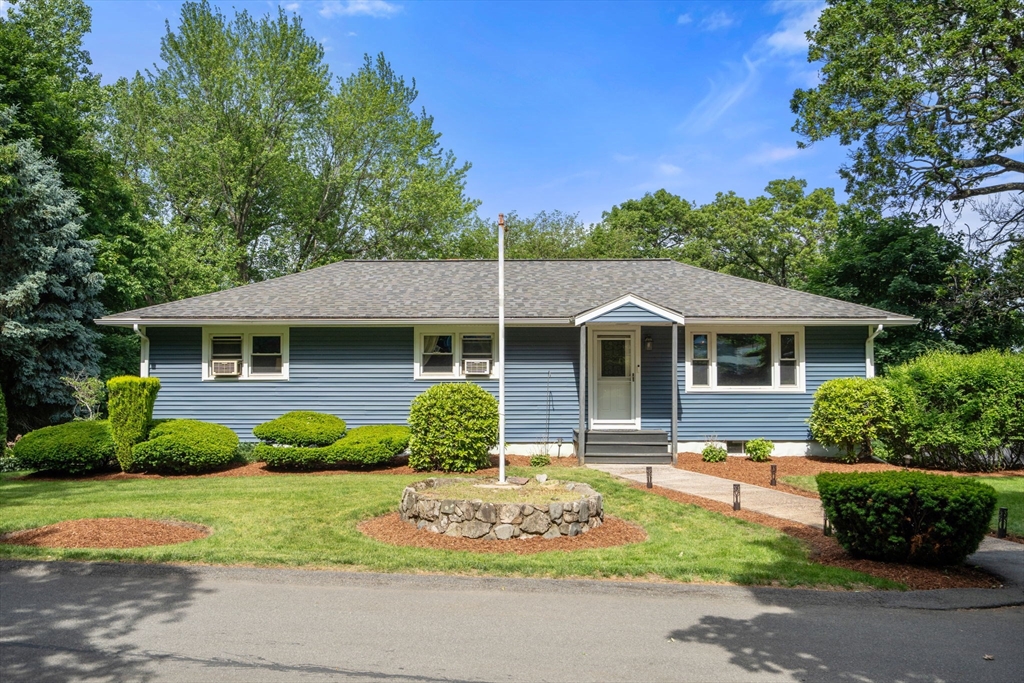 12 Ruby Road Saugus, MA 01906 - Photo 3 of 42