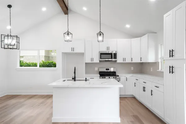 $349,990 | 16230 Dunmoor Drive, Houston, TX 77059