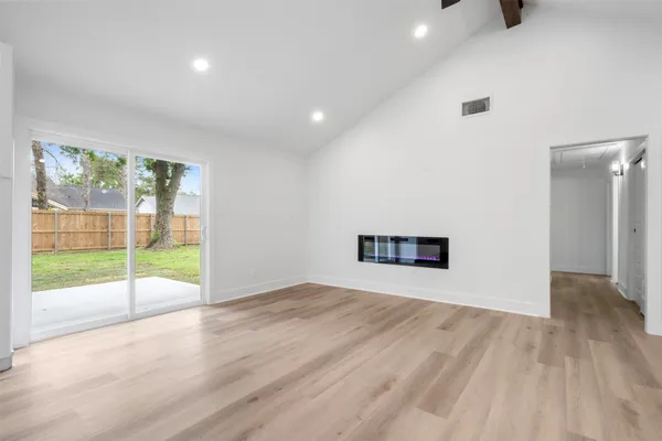 $349,990 | 16230 Dunmoor Drive, Houston, TX 77059