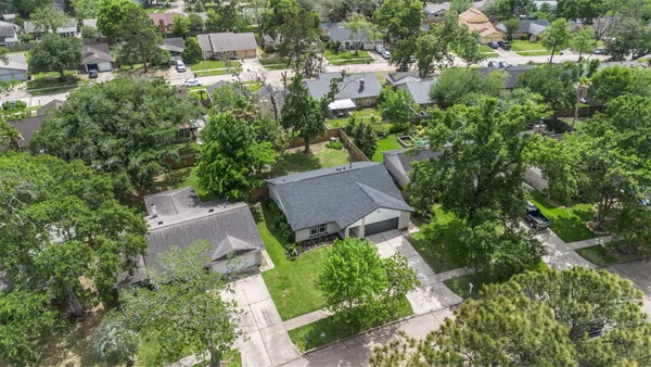 $349,990 | 16230 Dunmoor Drive, Houston, TX 77059