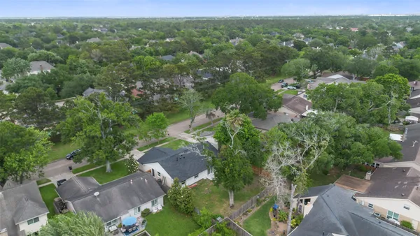 $349,990 | 16230 Dunmoor Drive, Houston, TX 77059