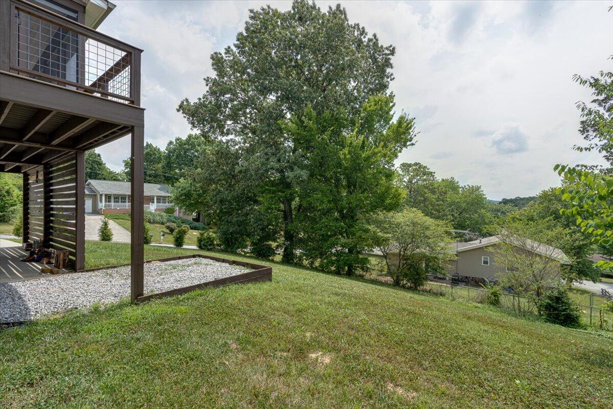 226 Raintree Lane Chattanooga, TN 37421 - Photo 39 of 40 40-226 Raintree-40