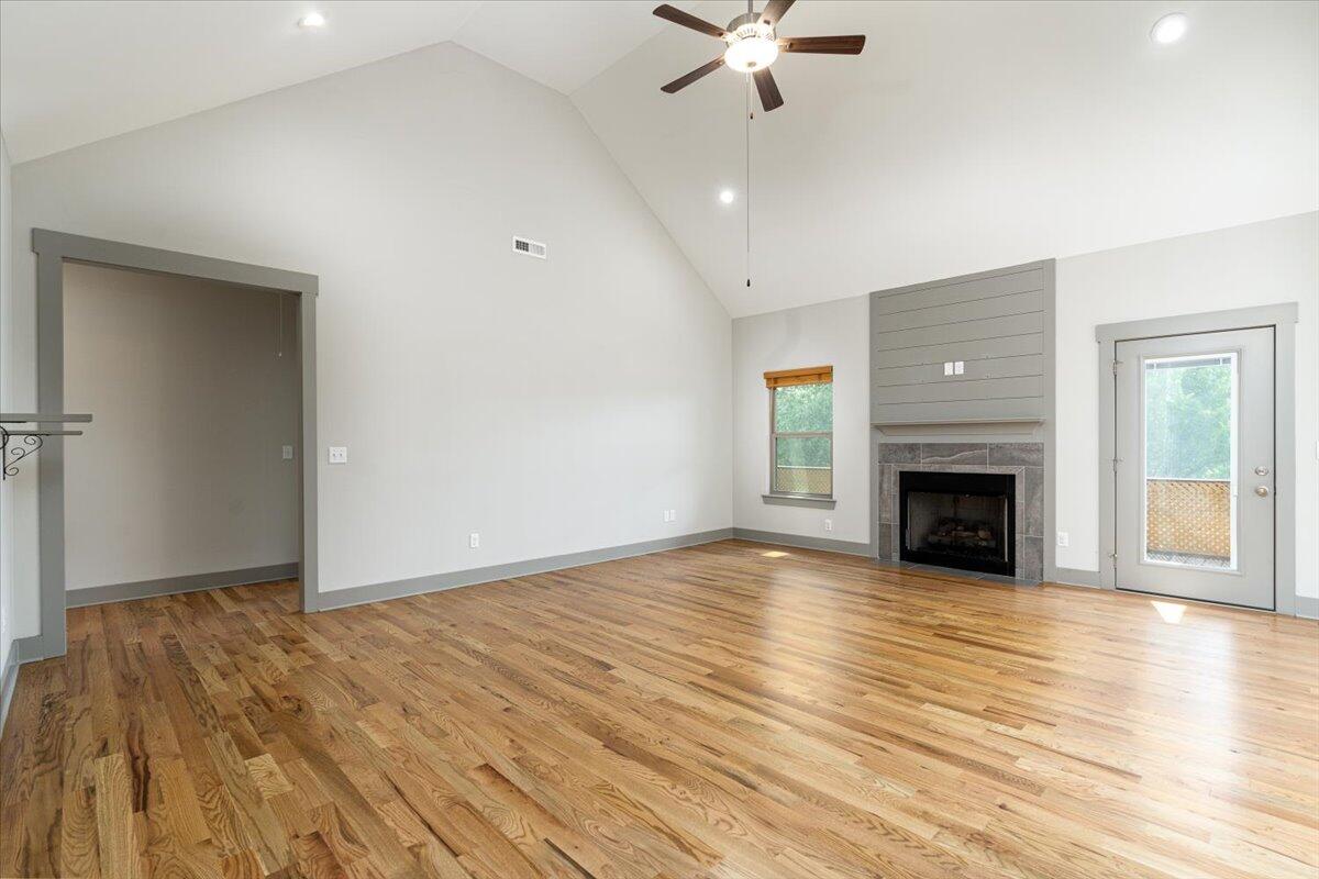 226 Raintree Lane Chattanooga, TN 37421 - Photo 4 of 40 04-226 Raintree-4