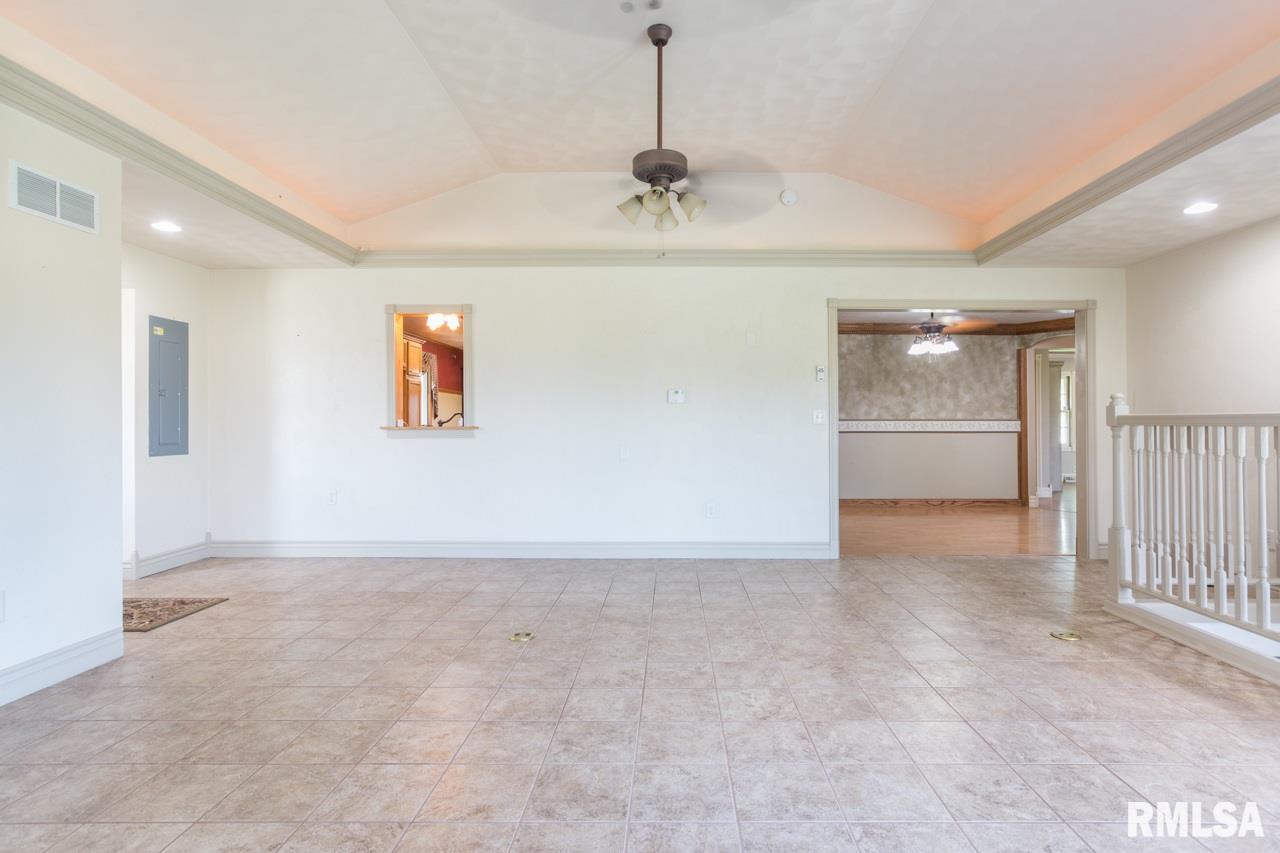 11710 Legion Hall Road Princeville, IL 61559 - Photo 18 of 50 Gallery Image 18