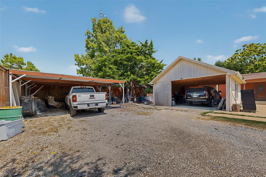 940 Rowlett Road Rowlett, TX 75088 - Photo 34 of 37 a house view with a outdoor space
