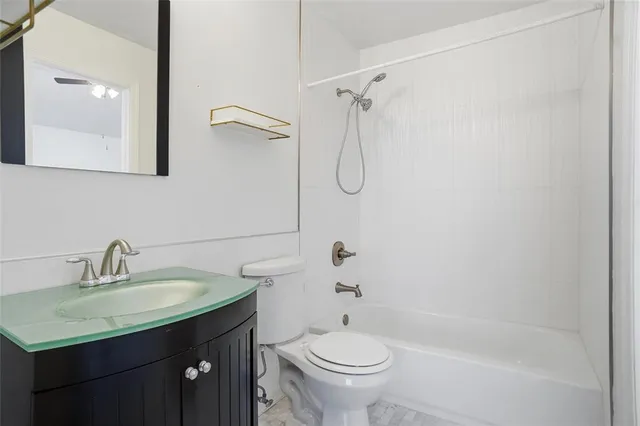 $2,600 | 2244 Tiffany Glenn Court, Bedford, TX 76021