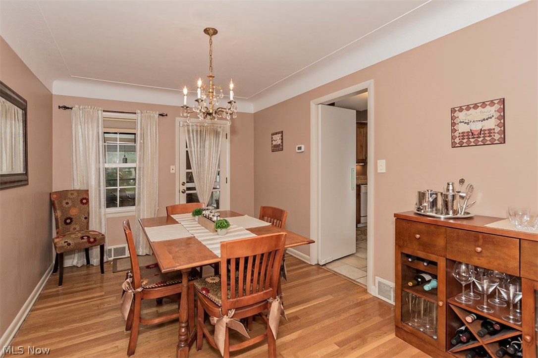 2491 Eaton Road Cleveland, OH 44118 - Photo 8 of 35 Gallery Image 8