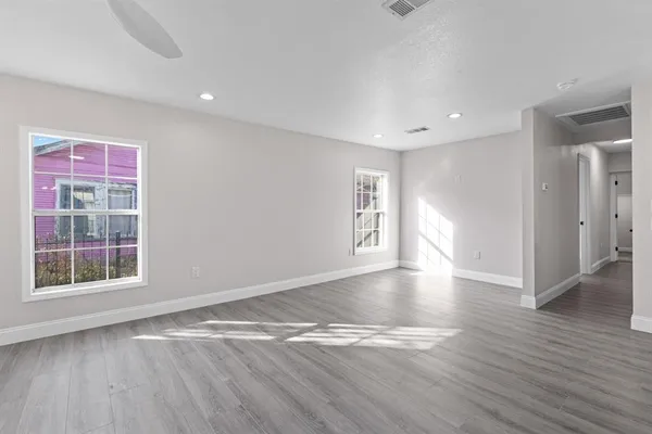 $3,000 | 2435 Sharon Street, Dallas, TX 75211