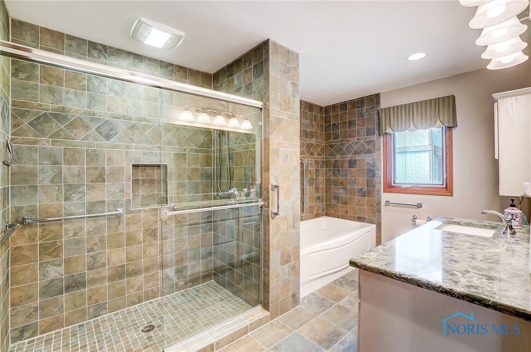 7040 Windy Hill Road Maumee, OH 43537 - Photo 25 of 48 Gallery Image 25