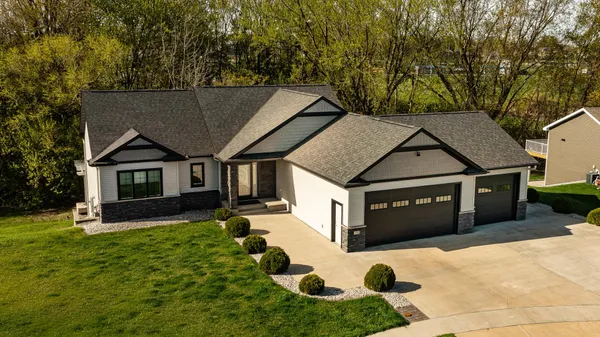 $699,900 | 505 21st Place Northeast, Kasson, MN 55944
