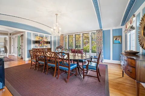 $2,975,000 | 2855 Sheridan Place, Evanston, IL 60201