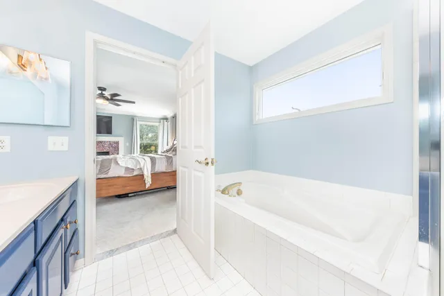 $999,000 | 4977 St Annes Court, Ann Arbor, MI 48103