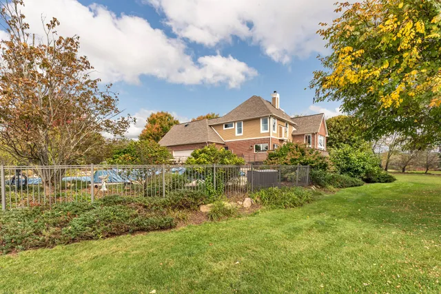 $999,000 | 4977 St Annes Court, Ann Arbor, MI 48103