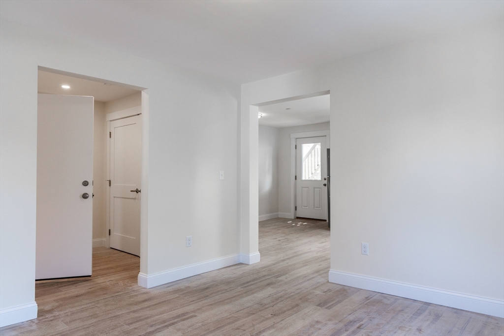 71 Friend Street, Unit 2 Gloucester, MA 01930 - Photo 12 of 18