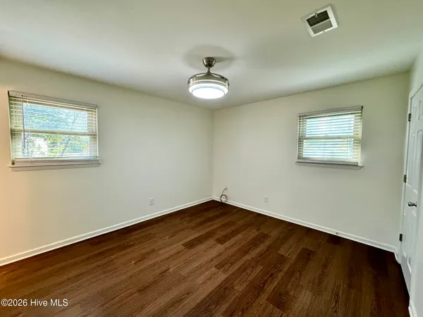 $2,195 | 214 Lancaster Road, Wilmington, NC 28409
