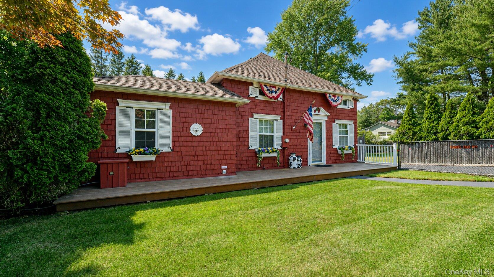 16 Yaphank Middle Island Road Middle Island, NY 11953 - Photo 2 of 32