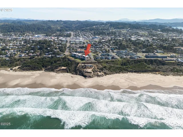 $680,000 | 1125 Northwest Spring Street, Unit A302, Newport, OR 97365