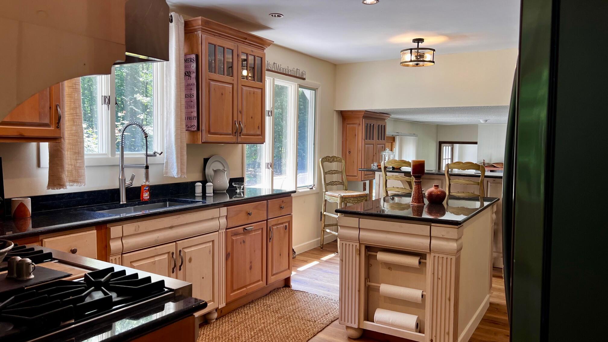 1821 West Hansen Road Scottville, MI 49454 - Photo 10 of 45 Kitchen