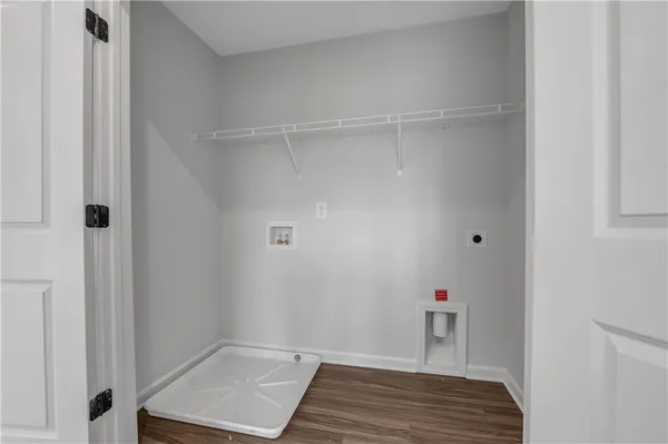 a view of utility room