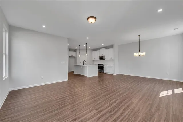 $2,350 | 845 York Alley, Acworth, GA 30102