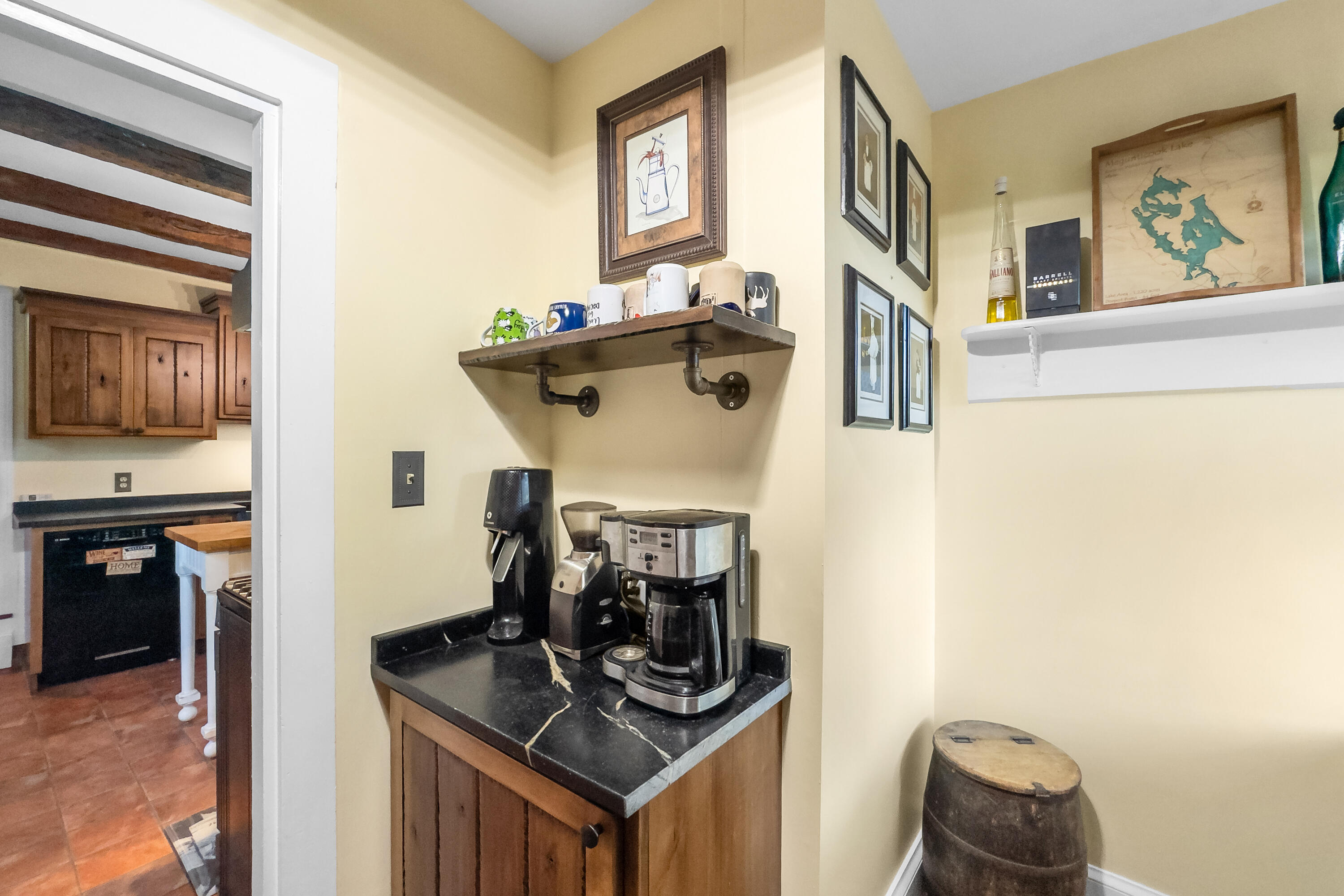 935 Dutch Neck Road Waldoboro, ME 04572 - Photo 14 of 78 Pantry