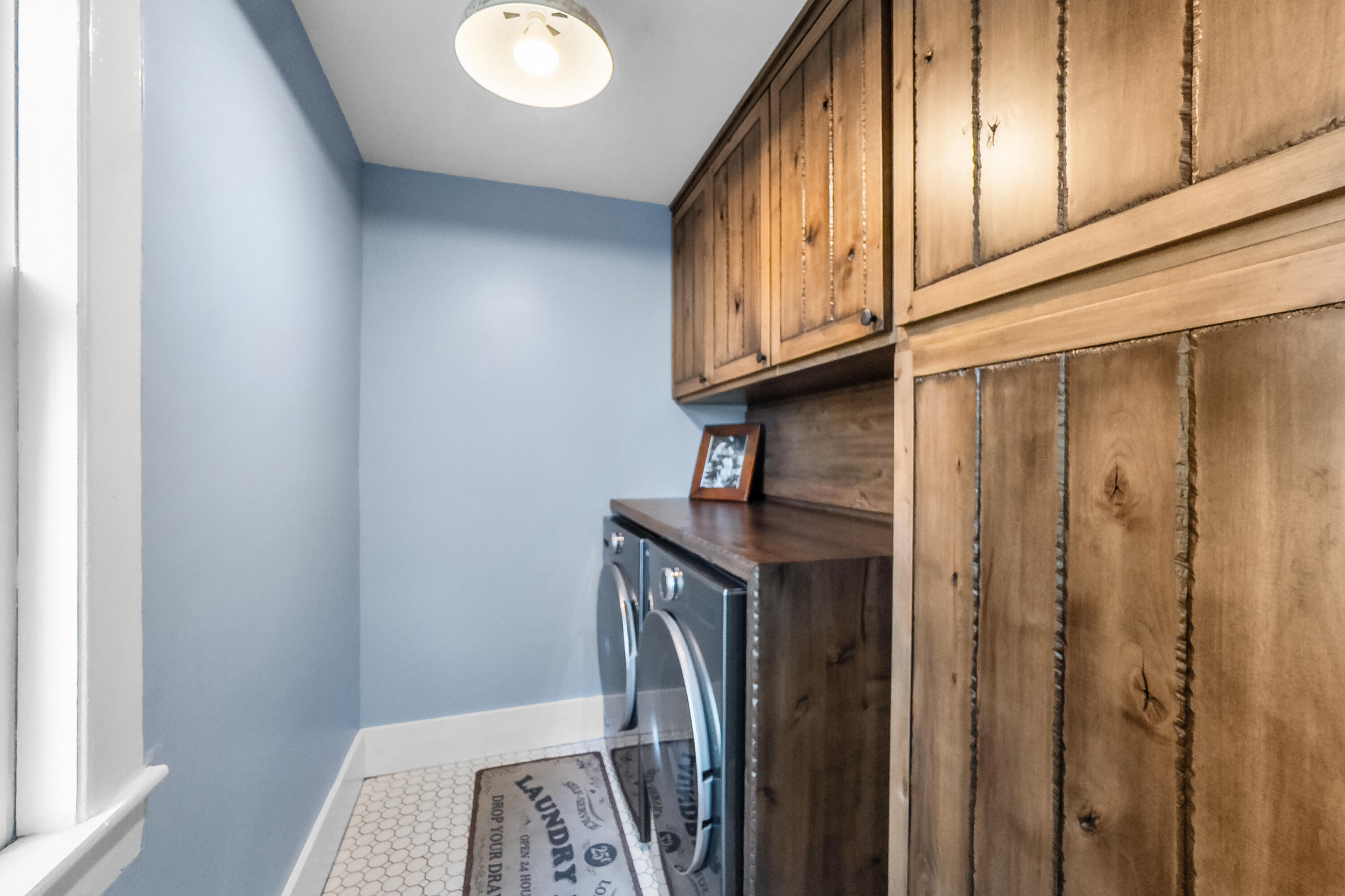 935 Dutch Neck Road Waldoboro, ME 04572 - Photo 16 of 78 Laundry