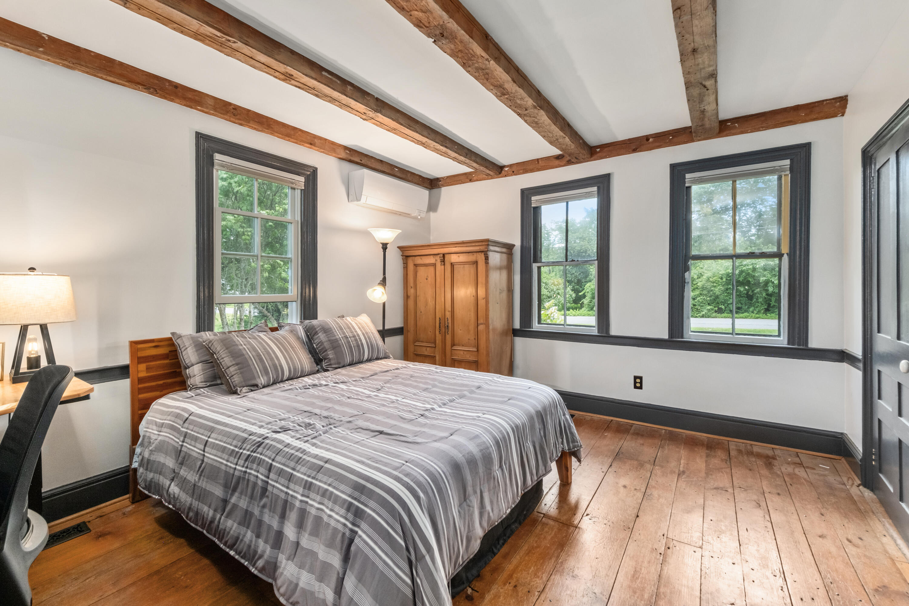 935 Dutch Neck Road Waldoboro, ME 04572 - Photo 25 of 78 1st Floor bedroom