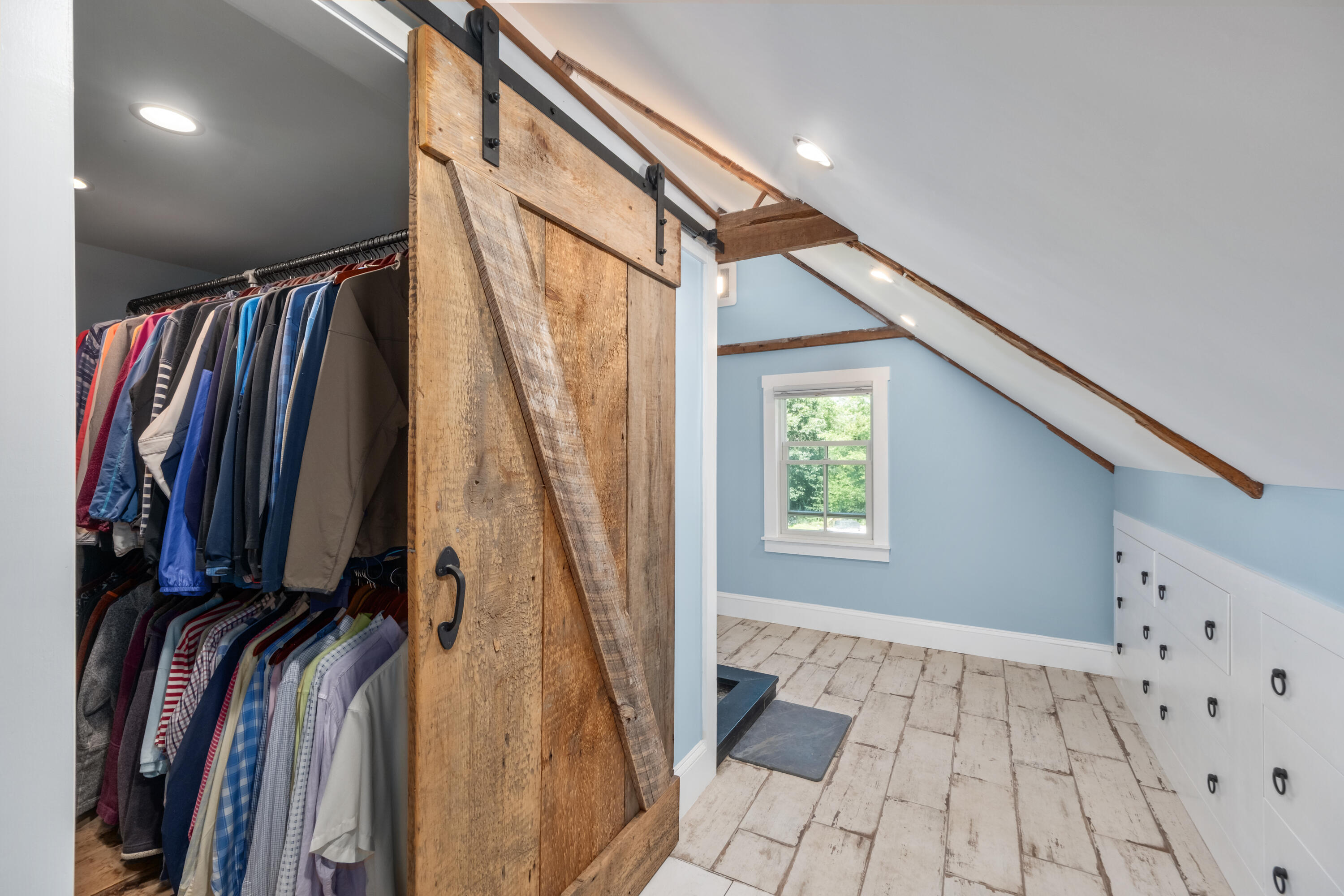 935 Dutch Neck Road Waldoboro, ME 04572 - Photo 38 of 78 2nd Floor