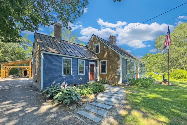 $950,000 | 935 Dutch Neck Road, Waldoboro, ME 04572