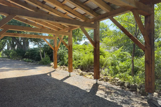 $950,000 | 935 Dutch Neck Road, Waldoboro, ME 04572