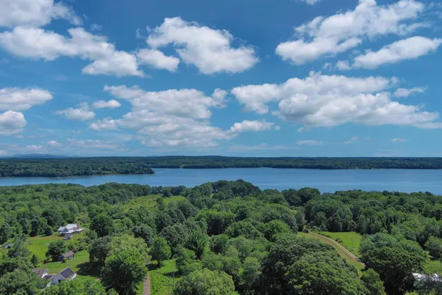 $950,000 | 935 Dutch Neck Road, Waldoboro, ME 04572