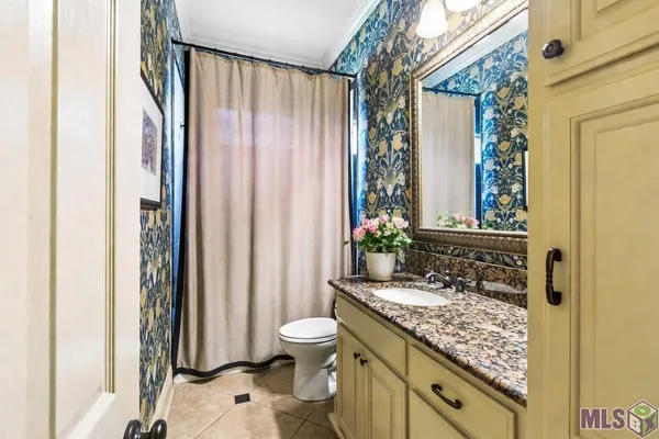 $705,000 | 13528 Landmark Drive, Baton Rouge, LA 70810