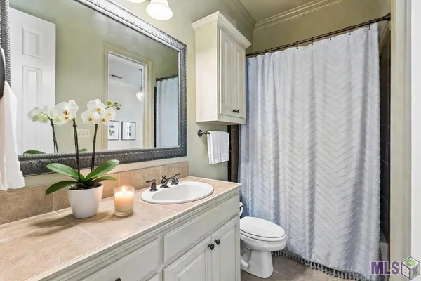 $705,000 | 13528 Landmark Drive, Baton Rouge, LA 70810