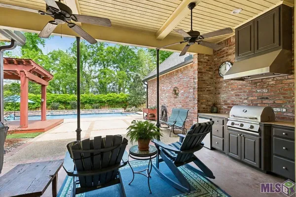 $705,000 | 13528 Landmark Drive, Baton Rouge, LA 70810