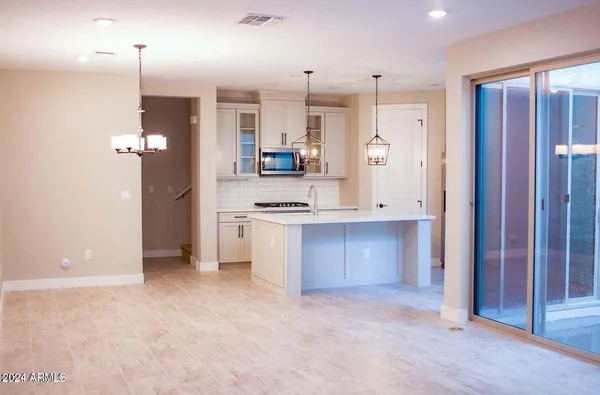 $2,500 | 3855 South McQueen Road, Unit 70, Chandler, AZ 85286