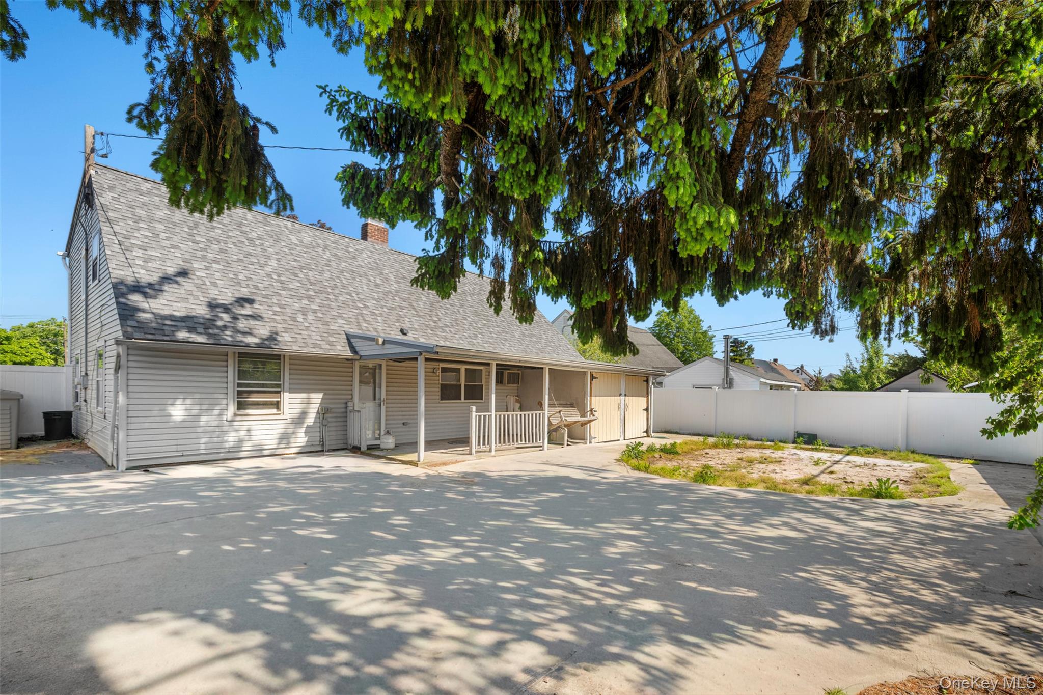 22 Lowland Road Levittown, NY 11756 - Photo 46 of 49
