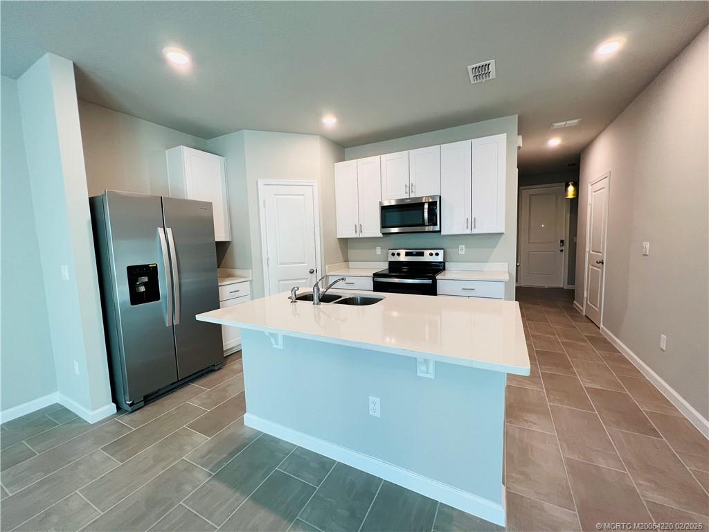 3913 Mentmore Lane Stuart, FL 34997 - Photo 11 of 80