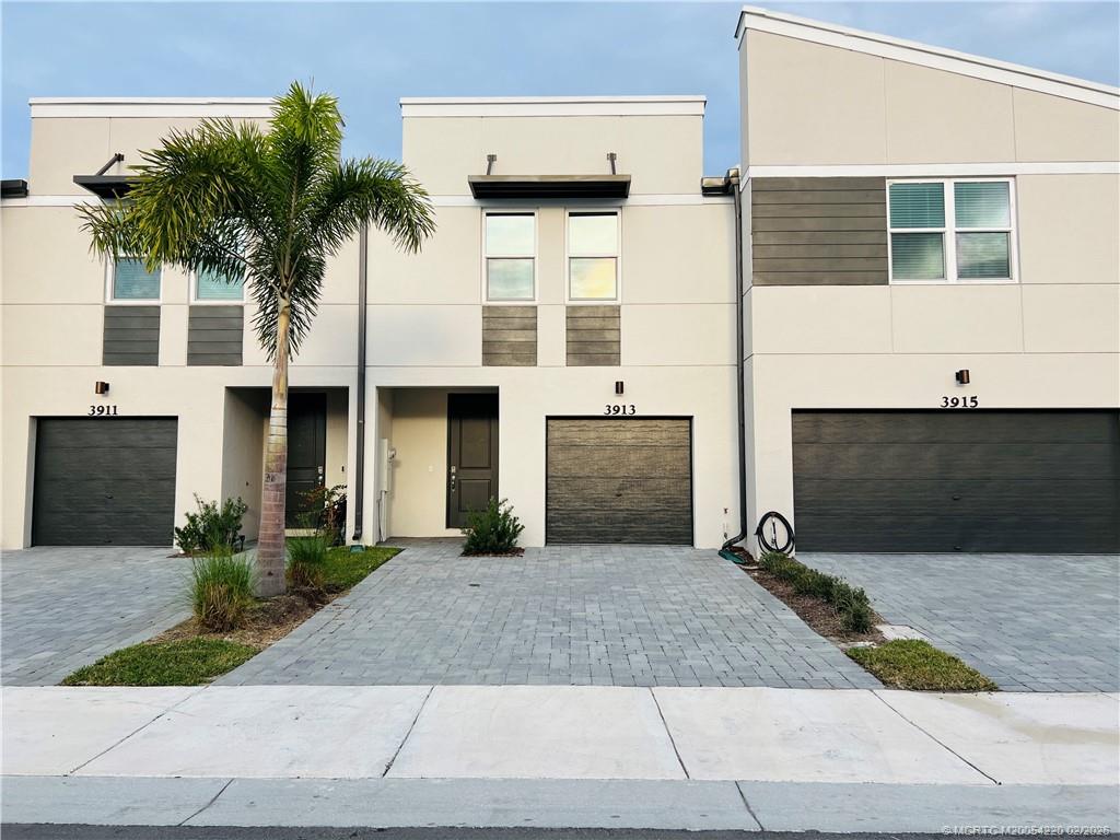 3913 Mentmore Lane Stuart, FL 34997 - Photo 3 of 80