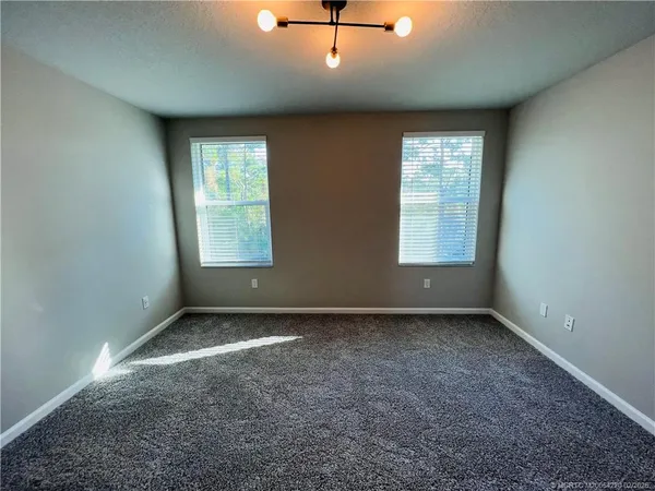 $2,500 | 3913 Mentmore Lane, Stuart, FL 34997