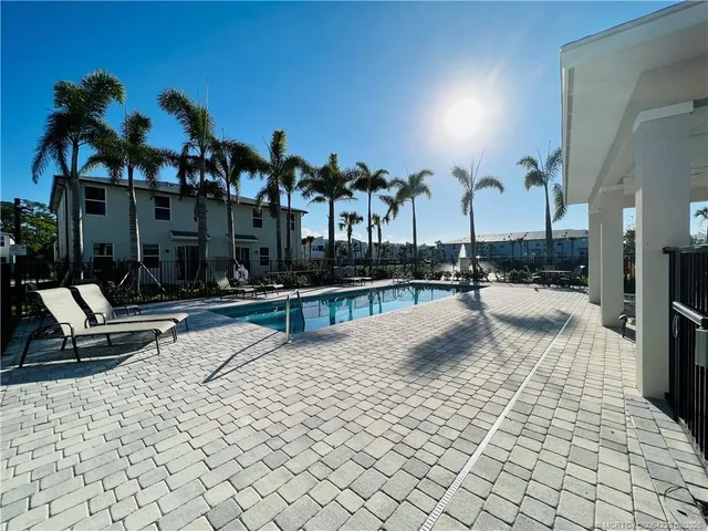 $2,800 | 3913 Mentmore Lane, Stuart, FL 34997