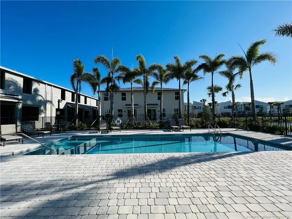 $2,500 | 3913 Mentmore Lane, Stuart, FL 34997