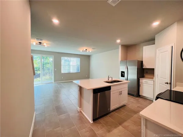 $2,500 | 3913 Mentmore Lane, Stuart, FL 34997
