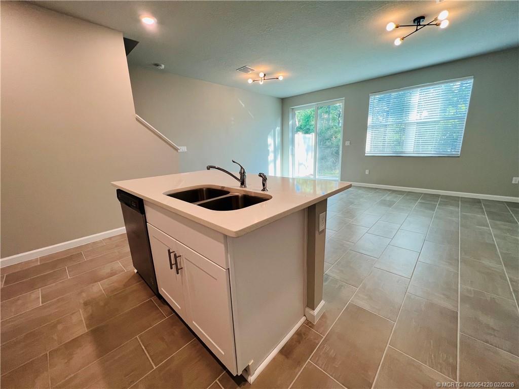 3913 Mentmore Lane Stuart, FL 34997 - Photo 10 of 80